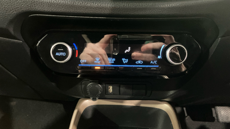 Toyota Aygo X 1.0 VVT-i Edge 5dr Auto Petrol Hatchback